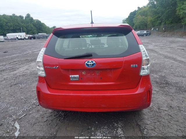 2014 Toyota Prius V Two მანქანა იყიდება აუქციონზე, vin: JTDZN3EU0EJ013175, აუქციონის ნომერი: 46028195