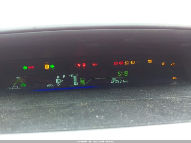 2014 Toyota Prius V Two მანქანა იყიდება აუქციონზე, vin: JTDZN3EU0EJ013175, აუქციონის ნომერი: 46028195