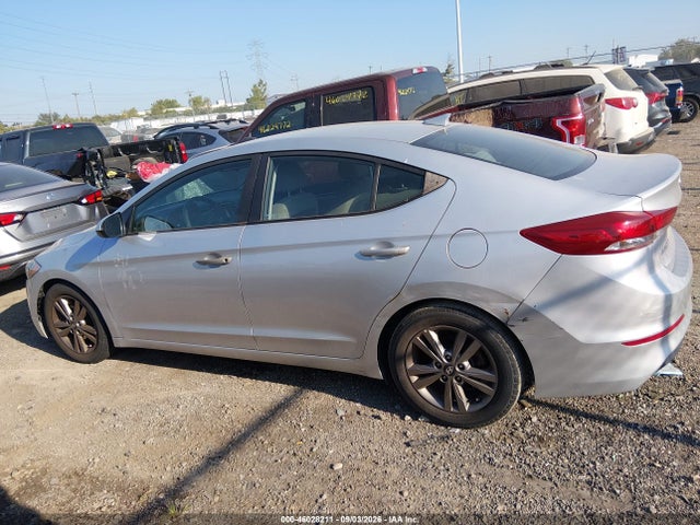2018 Hyundai Elantra Sel მანქანა იყიდება აუქციონზე, vin: 5NPD84LF7JH217938, აუქციონის ნომერი: 46028211