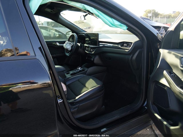 1FMCU9MNXPUB39062 Ford Escape St-line