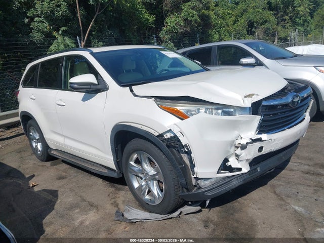 2015 Toyota Highlander Limited Platinum V6 მანქანა იყიდება აუქციონზე, vin: 5TDYKRFH2FS110150, აუქციონის ნომერი: 46028224