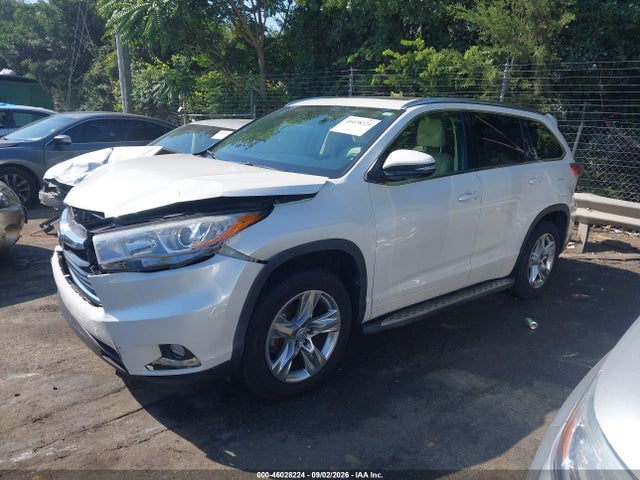 2015 Toyota Highlander Limited Platinum V6 მანქანა იყიდება აუქციონზე, vin: 5TDYKRFH2FS110150, აუქციონის ნომერი: 46028224