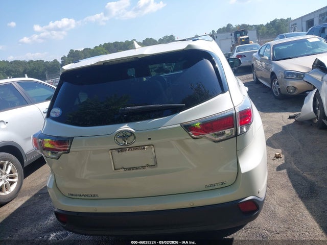 2015 Toyota Highlander Limited Platinum V6 მანქანა იყიდება აუქციონზე, vin: 5TDYKRFH2FS110150, აუქციონის ნომერი: 46028224