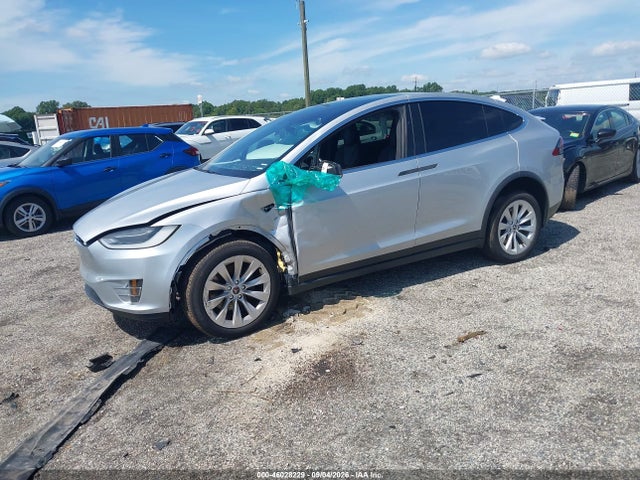 Продаж на аукціоні авто 2018 Tesla Model X 100d/75d/p100d, vin: 5YJXCDE29JF114203, номер лоту: 46028229
