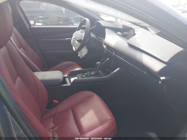 Продажа на аукционе авто 2026 Mazda Mazda3 2.5 S Carbon Edition, vin: JM1BPBLL3T1853853, номер лота: 46028367
