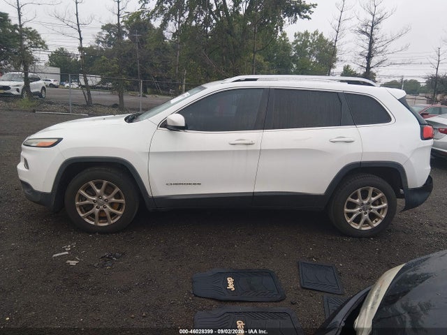 2015 Jeep Cherokee Latitude მანქანა იყიდება აუქციონზე, vin: 1C4PJLCB4FW627736, აუქციონის ნომერი: 46028399