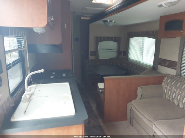 Продаж на аукціоні авто 2013 Shasta Other, vin: 5ZT2SHRB7DE001403, номер лоту: 46028419