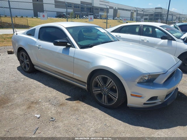 Продаж на аукціоні авто 2014 Ford Mustang V6 Premium, vin: 1ZVBP8AM3E5291430, номер лоту: 46028439