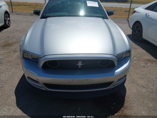 Продаж на аукціоні авто 2014 Ford Mustang V6 Premium, vin: 1ZVBP8AM3E5291430, номер лоту: 46028439