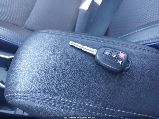 Продаж на аукціоні авто 2018 Toyota Corolla Se, vin: 2T1BURHEXJC025674, номер лоту: 46028440