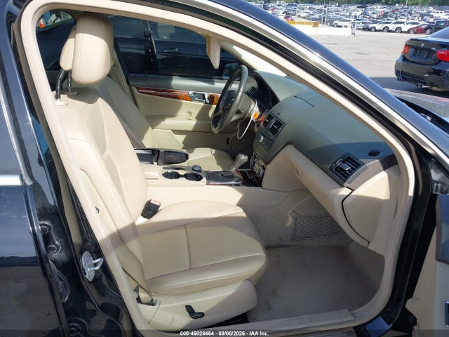 Продажа на аукционе авто 2010 Mercedes-benz C 300 Sport, vin: WDDGF5EB0AR086837, номер лота: 46028464