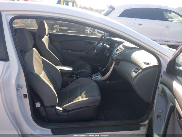 46028497 :رقم المزاد ، KMHDH6AE8DU007487 vin ، 2013 Hyundai Elantra Gs مزاد بيع