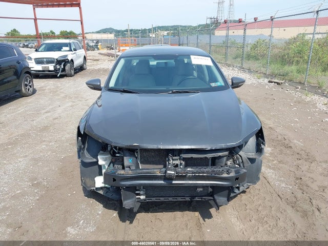 2017 Volkswagen Passat 1.8t R-line მანქანა იყიდება აუქციონზე, vin: 1VWDT7A33HC084400, აუქციონის ნომერი: 46028561