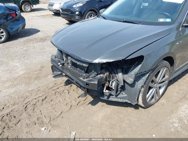 2017 Volkswagen Passat 1.8t R-line მანქანა იყიდება აუქციონზე, vin: 1VWDT7A33HC084400, აუქციონის ნომერი: 46028561