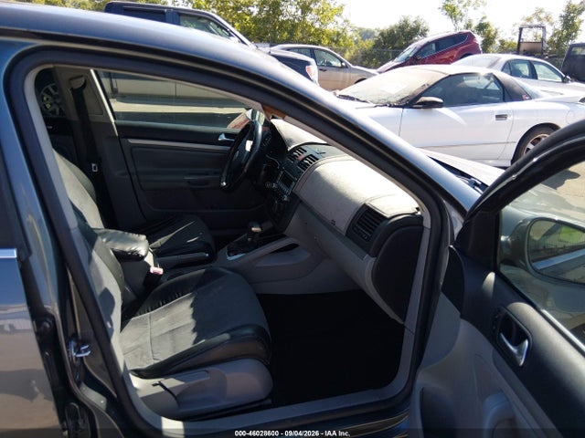 2008 Volkswagen Jetta Se/sel მანქანა იყიდება აუქციონზე, vin: 3VWRM71K68M130441, აუქციონის ნომერი: 46028600