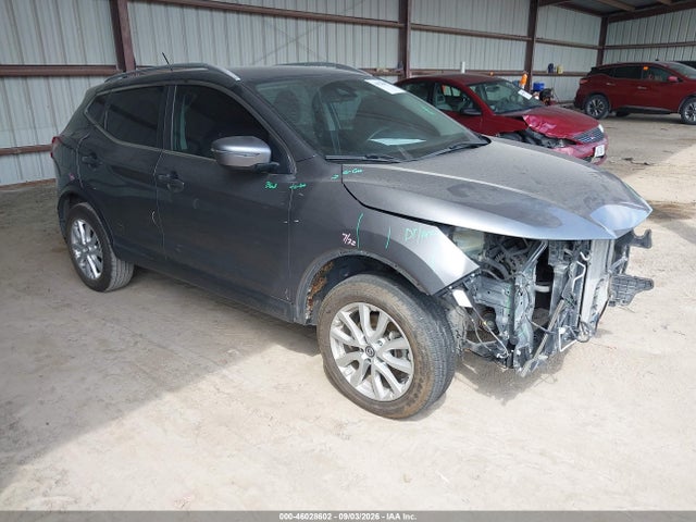 46028602 :رقم المزاد ، JN1BJ1BWXNW683877 vin ، 2022 Nissan Rogue Sport Sv Awd Xtronic Cvt مزاد بيع