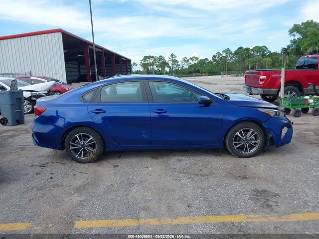 2023 Kia Forte Lxs მანქანა იყიდება აუქციონზე, vin: 3KPF24AD9PE600403, აუქციონის ნომერი: 46028603