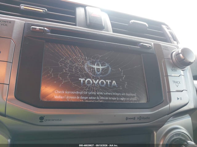 Toyota 4RUNNER SR5 2019 JTEBU5JR9K5732734 Image 11
