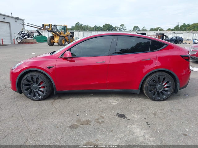 Продажа на аукционе авто 2022 Tesla Model Y Performance Dual Motor All-wheel Drive, vin: 7SAYGDEF2NF391117, номер лота: 46028632