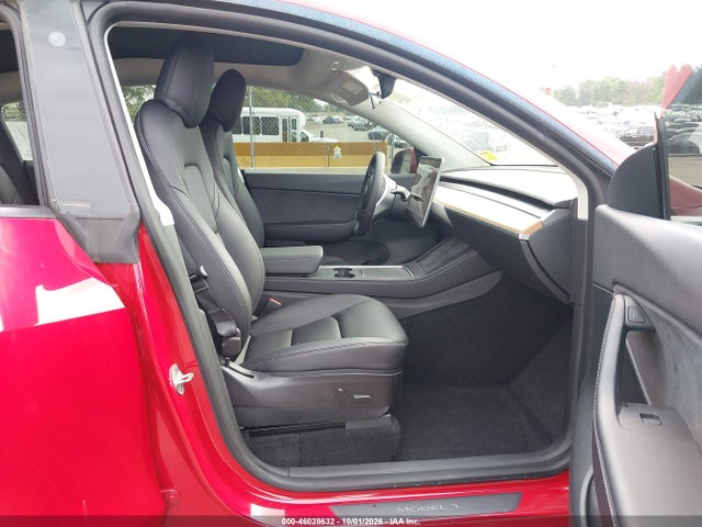 Продажа на аукционе авто 2022 Tesla Model Y Performance Dual Motor All-wheel Drive, vin: 7SAYGDEF2NF391117, номер лота: 46028632