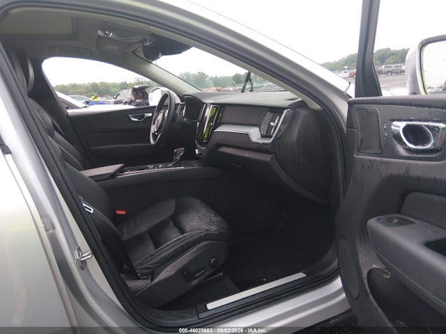 Aukcja sprzedaży 2020 Volvo Xc60 T5 Momentum, vin: YV4102RK2L1571134, numer aukcji: 46028663