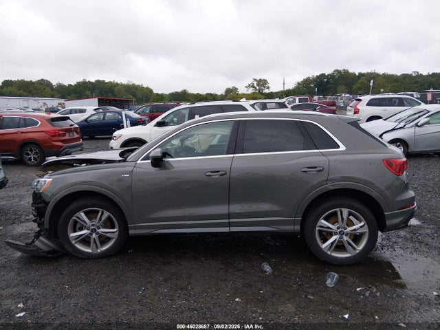 46028687 :رقم المزاد ، WA1DECF38N1060951 vin ، 2022 Audi Q3 Premium 45 Tfsi S Line Quattro Tiptronic مزاد بيع