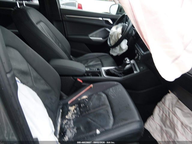 46028687 :رقم المزاد ، WA1DECF38N1060951 vin ، 2022 Audi Q3 Premium 45 Tfsi S Line Quattro Tiptronic مزاد بيع