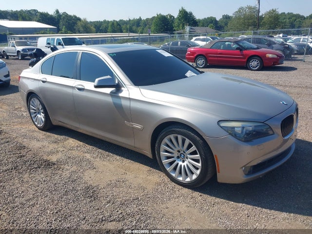 46028695 :رقم المزاد ، WBAKA835X9CY35026 vin ، 2009 Bmw 750i مزاد بيع
