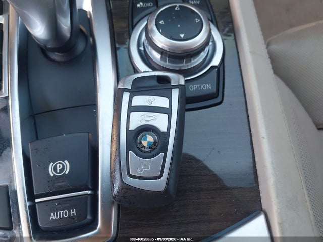 46028695 :رقم المزاد ، WBAKA835X9CY35026 vin ، 2009 Bmw 750i مزاد بيع
