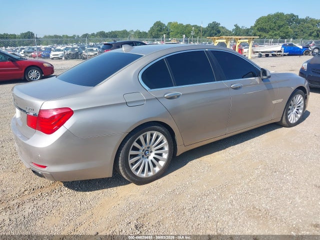 46028695 :رقم المزاد ، WBAKA835X9CY35026 vin ، 2009 Bmw 750i مزاد بيع