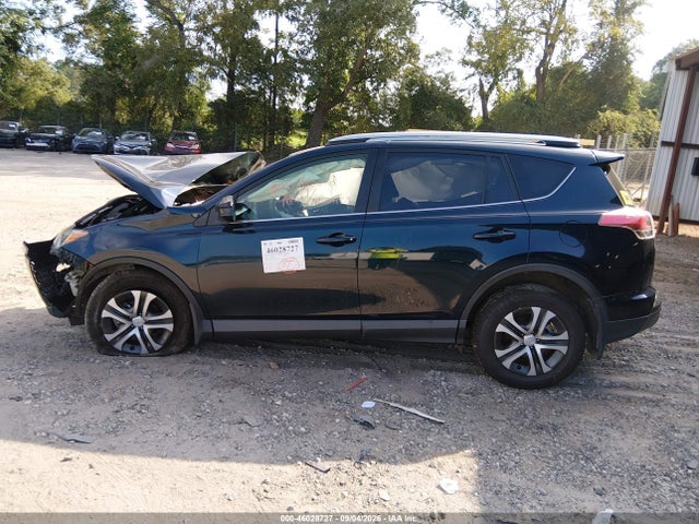 2018 Toyota Rav4 Le მანქანა იყიდება აუქციონზე, vin: JTMZFREV0JJ165959, აუქციონის ნომერი: 46028727