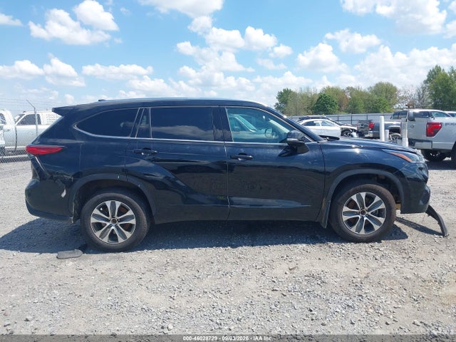 46028729 :رقم المزاد ، 5TDGZRBH9MS157444 vin ، 2021 Toyota Highlander Xle مزاد بيع