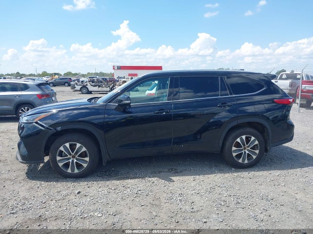 46028729 :رقم المزاد ، 5TDGZRBH9MS157444 vin ، 2021 Toyota Highlander Xle مزاد بيع