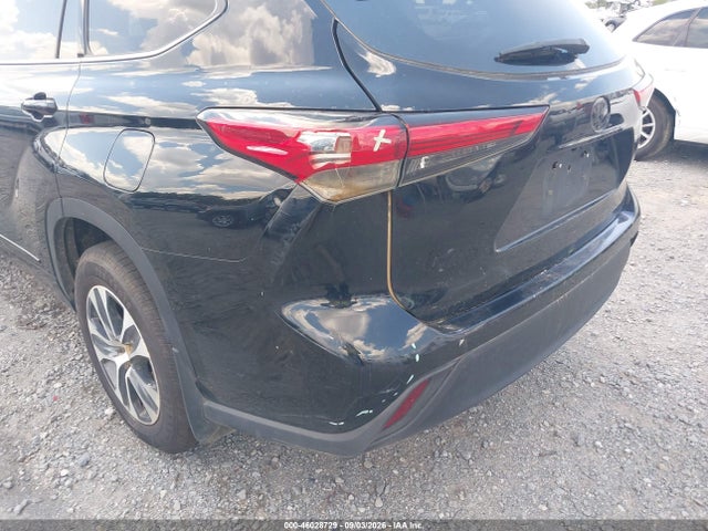46028729 :رقم المزاد ، 5TDGZRBH9MS157444 vin ، 2021 Toyota Highlander Xle مزاد بيع