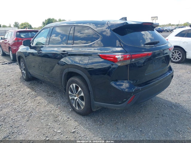 46028729 :رقم المزاد ، 5TDGZRBH9MS157444 vin ، 2021 Toyota Highlander Xle مزاد بيع