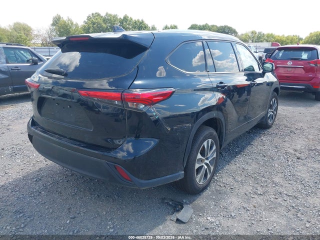 46028729 :رقم المزاد ، 5TDGZRBH9MS157444 vin ، 2021 Toyota Highlander Xle مزاد بيع
