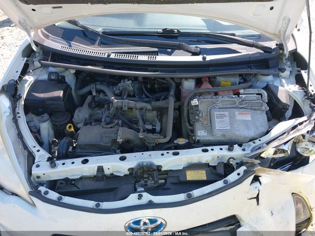 46028762 :رقم المزاد ، JTDKDTB35D1557086 vin ، 2013 Toyota Prius C Two مزاد بيع