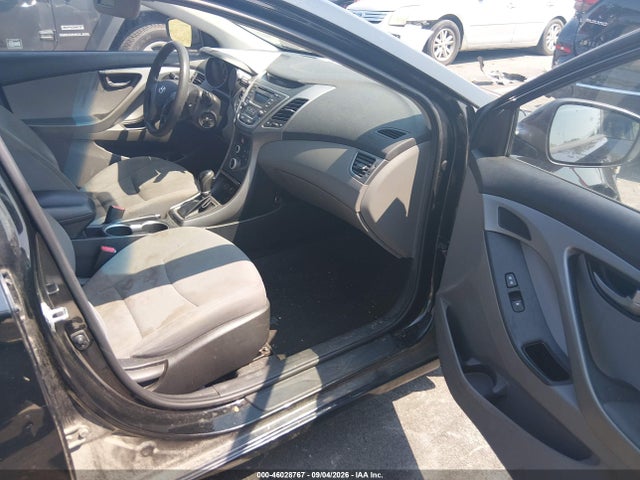 2016 Hyundai Elantra Se მანქანა იყიდება აუქციონზე, vin: 5NPDH4AE7GH693464, აუქციონის ნომერი: 46028767
