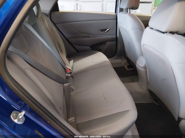 46028809 :رقم المزاد ، 5NPLL4AGXMH046354 vin ، 2021 Hyundai Elantra Se مزاد بيع