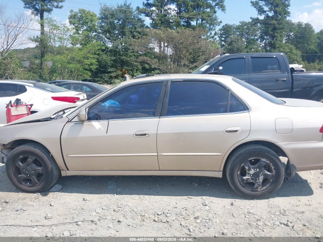 46028845 :رقم المزاد ، 1HGCG5669YA101532 vin ، 2000 Honda Accord 2.3 Ex مزاد بيع