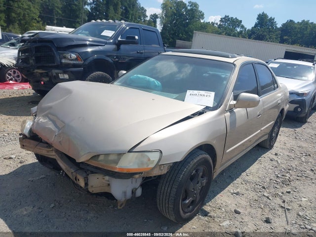 46028845 :رقم المزاد ، 1HGCG5669YA101532 vin ، 2000 Honda Accord 2.3 Ex مزاد بيع