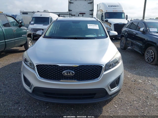 46028904 :رقم المزاد ، 5XYPG4A3XJG353240 vin ، 2018 Kia Sorento 2.4l Lx مزاد بيع