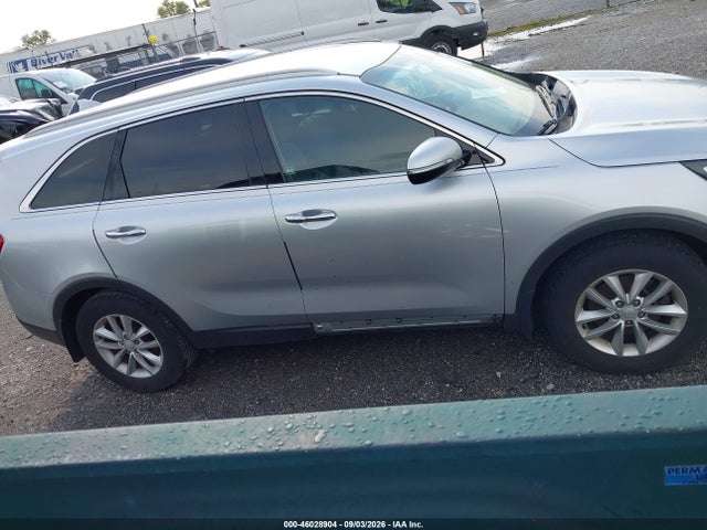46028904 :رقم المزاد ، 5XYPG4A3XJG353240 vin ، 2018 Kia Sorento 2.4l Lx مزاد بيع
