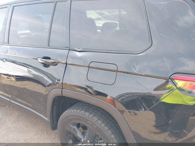 Продажа на аукционе авто 2023 Jeep Grand Cherokee L Altitude 4x4, vin: 1C4RJKAG6P8828741, номер лота: 46028912