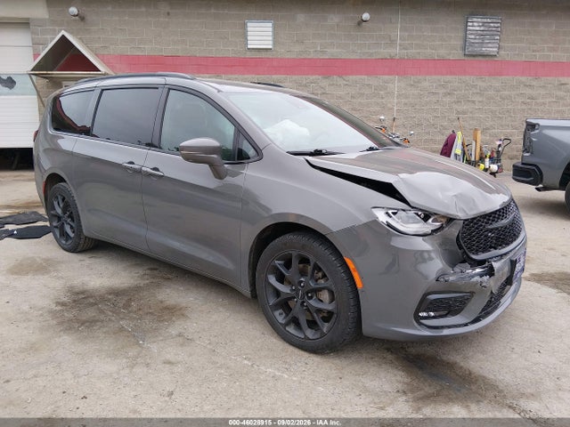 Продажа на аукционе авто 2022 Chrysler Pacifica Touring L Awd, vin: 2C4RC3BG8NR135332, номер лота: 46028915