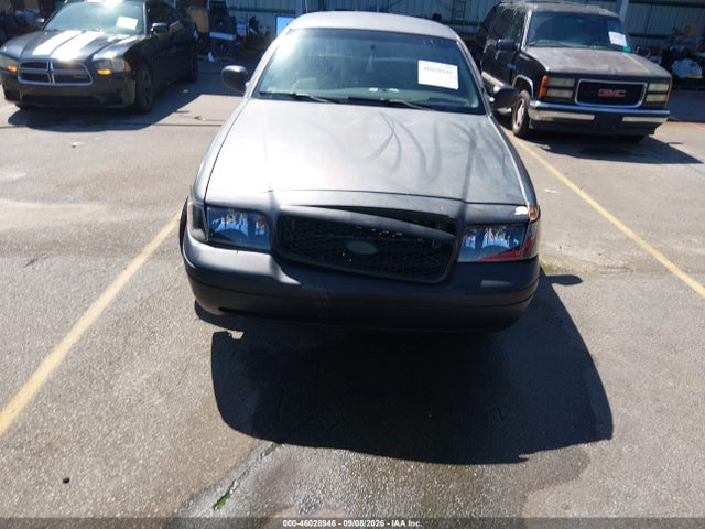 46028946 :رقم المزاد ، 2FABP7BV1BX101810 vin ، 2011 Ford Crown Victoria Police Interceptor مزاد بيع