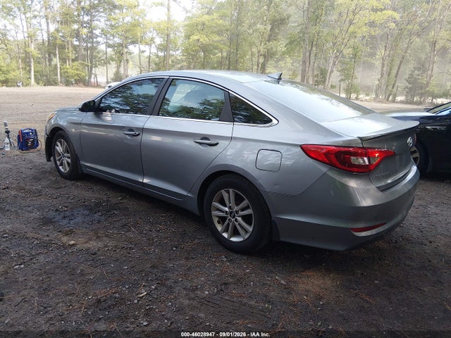2015 Hyundai Sonata Se მანქანა იყიდება აუქციონზე, vin: 5NPE24AF3FH240665, აუქციონის ნომერი: 46028947