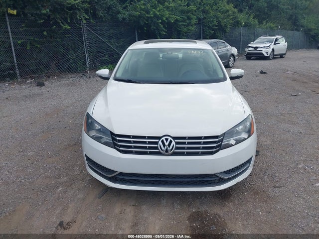 2013 Volkswagen Passat 2.0l Tdi Se მანქანა იყიდება აუქციონზე, vin: 1VWBN7A33DC141142, აუქციონის ნომერი: 46028995