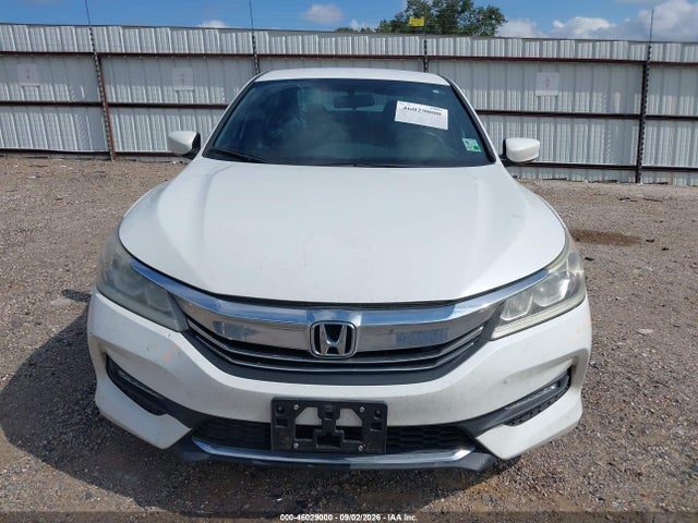 1HGCR2F18HA081240 Honda Accord Sport Se