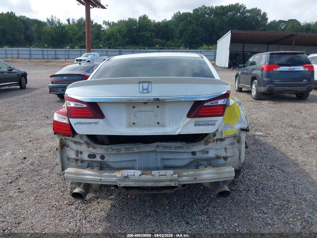 1HGCR2F18HA081240 Honda Accord Sport Se